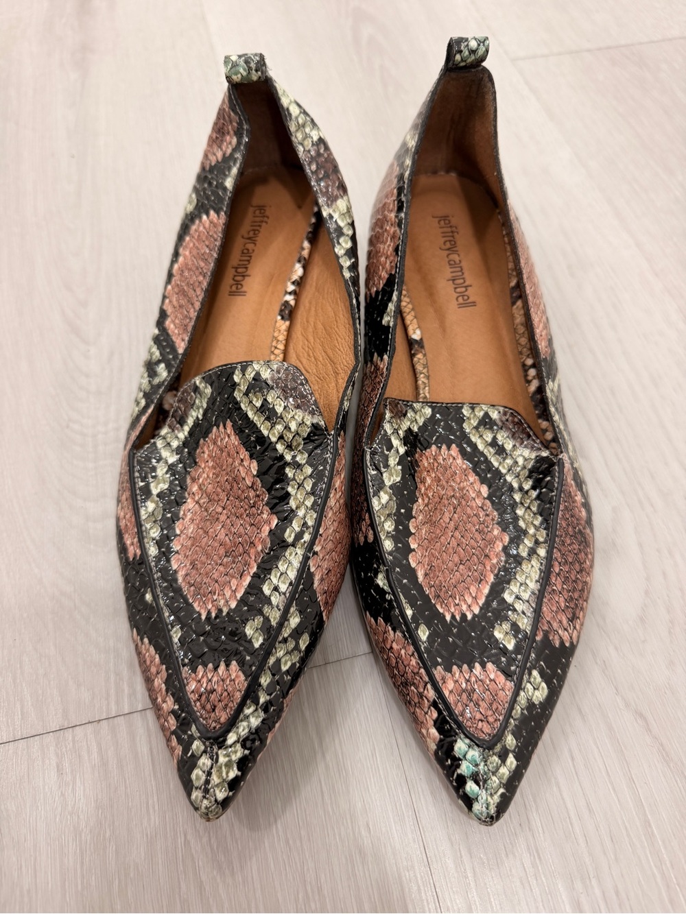 Jeffrey Campbell Pikwad Snake Print Pointed Toe Loafers Wood Heel Size 8